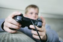 Da li nasilne igrice i loše ocene stvaraju nasilnu decu?